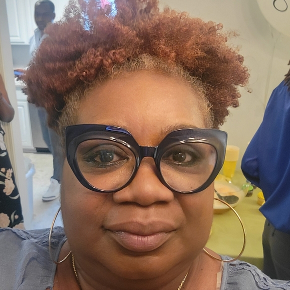 1st LIVE POSH COMING Saturday, October 28th at 12 noon - Picture 2 of 3